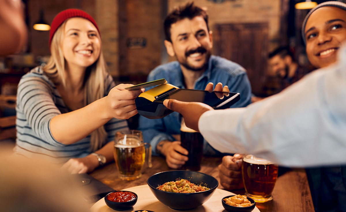 Drive Dine-In Traffic & Sales With These Fresh Ideas!